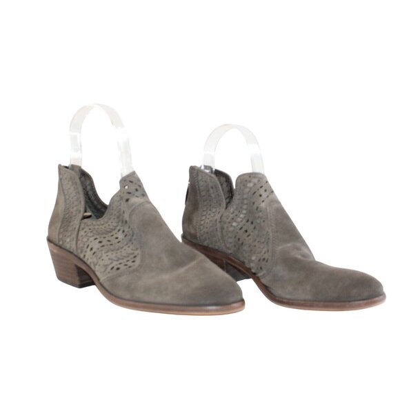 Vince Camuto Womens Sz 7M Prasata Boho Dark Gray Ankle Booties Perforated Suede - Picture 2 of 11